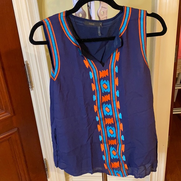 Sleeveless blouse - Picture 1 of 2